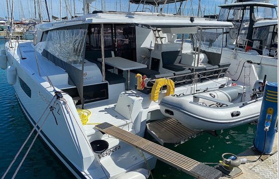 Fountaine Pajot Astrea 42