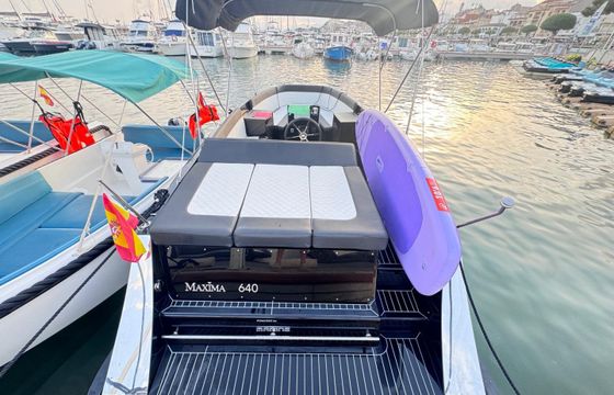Maxima Boats 640