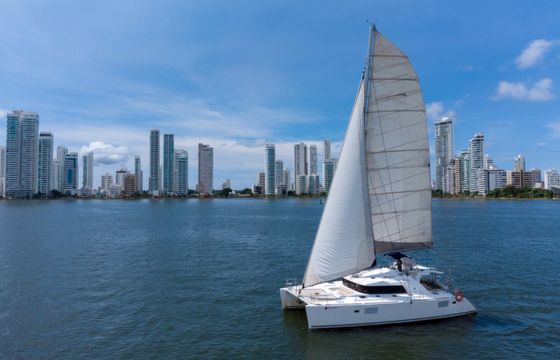 Lagoon 44