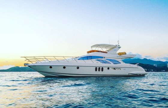 Azimut 62