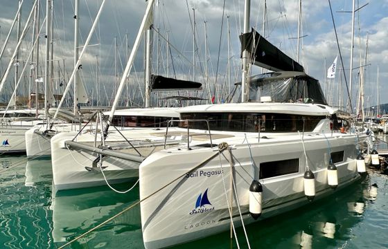 Lagoon 46
