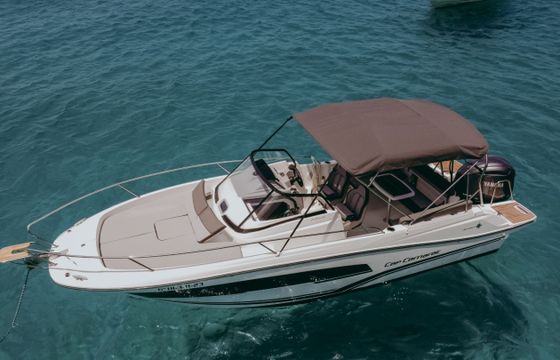 Jeanneau Cap Camarat 7.5 CC Serie 2