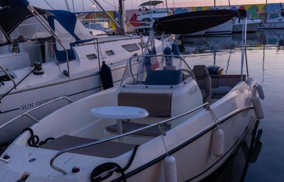 Quicksilver Activ 555 Open