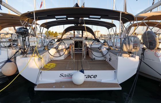 Elan E6