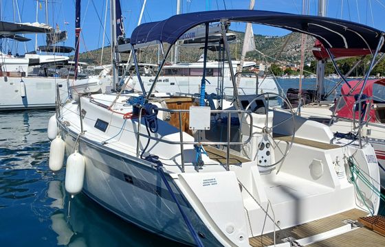 Bavaria Cruiser 32