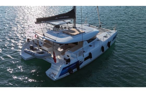 Lagoon 42