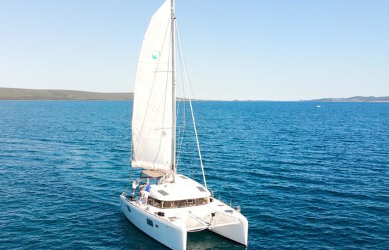 Lagoon 39