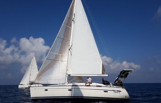Bavaria 39