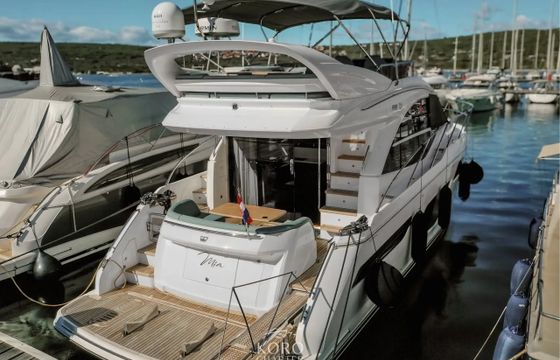 Princess 50 Flybridge - 3 + 1 cab.