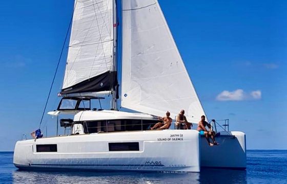 Lagoon 40