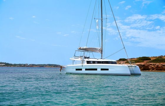 Dufour Catamarans 48 Sail