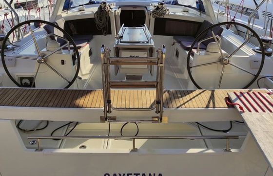 Bénéteau Oceanis 48