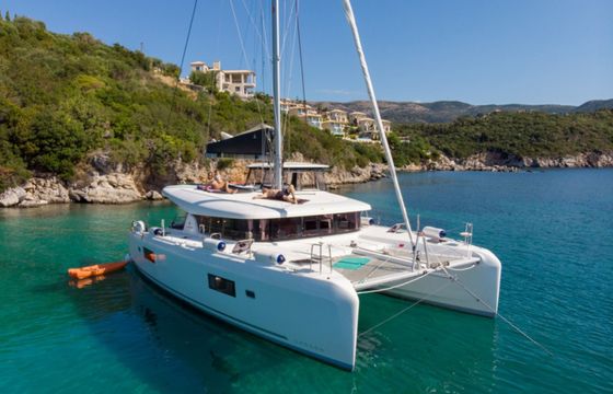 Lagoon 42