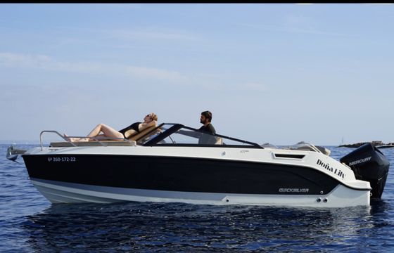 Quicksilver Activ 675 Sundeck