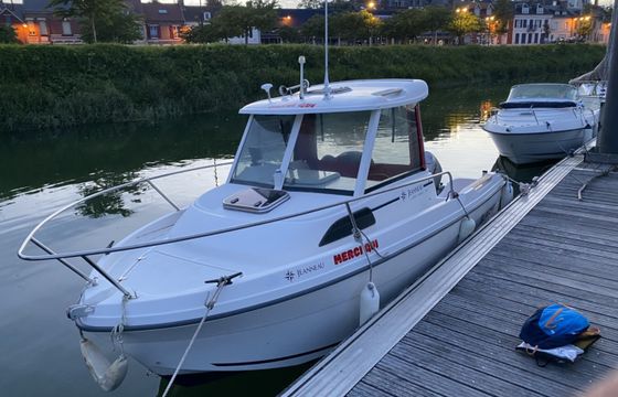 Jeanneau Merry Fisher 530 HB Cabine