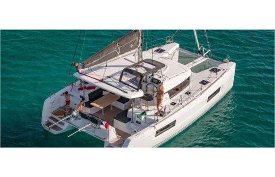 Lagoon 40
