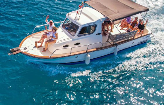 Saronic 830