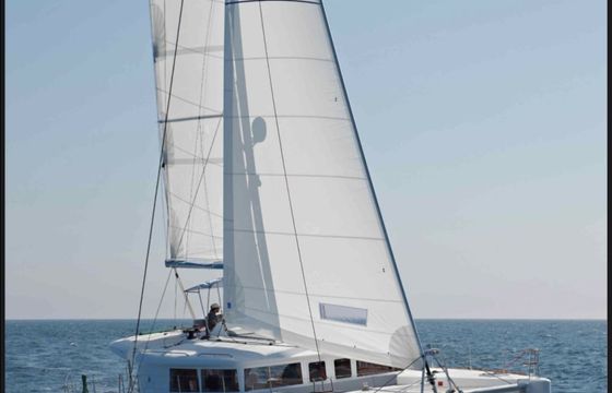 Lagoon 450 F