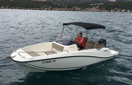 Quicksilver Activ 605 Open