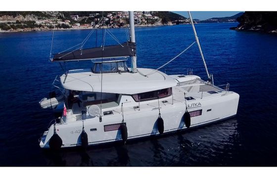 Lagoon 42