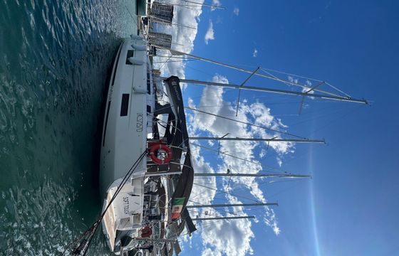 Dufour 470