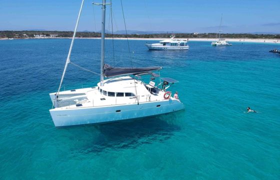Lagoon 380