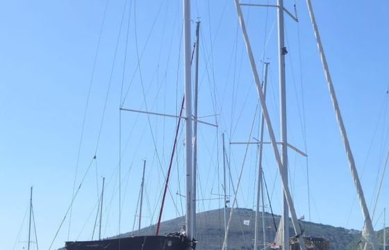 Hanse 418