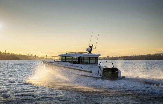 Axopar 37 XC Cross Cabin