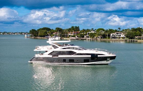 Azimut Cloud 9