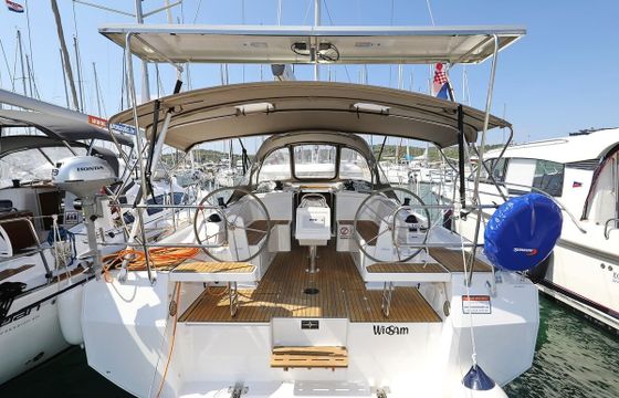Bavaria C38