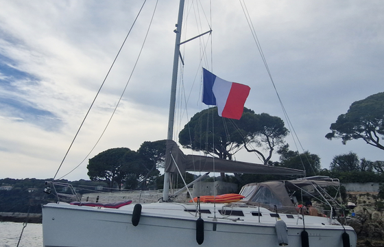Hunter 38