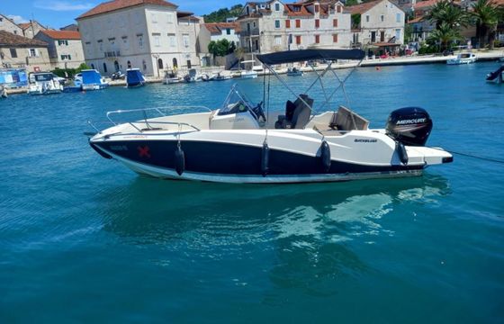 Quicksilver Activ 605 Open