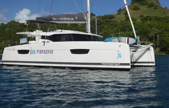 Fountaine Pajot Astrea 42