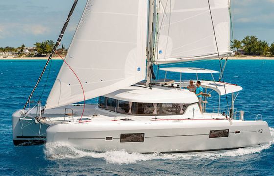 Lagoon 42