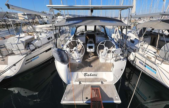 Bavaria Cruiser 37