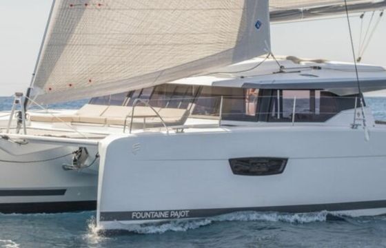 Fountaine Pajot Astrea 42