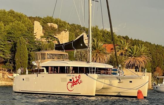 Lagoon 450 Sport Top