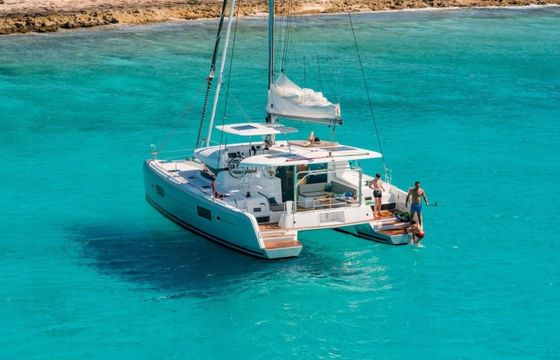 Lagoon 42