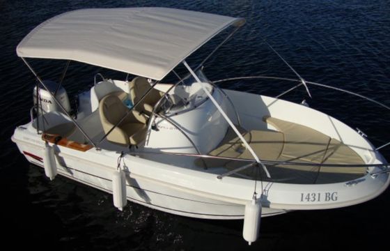Bénéteau Flyer 550 Open