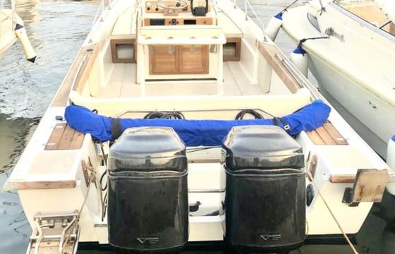 Boston Whaler 25 Outrage