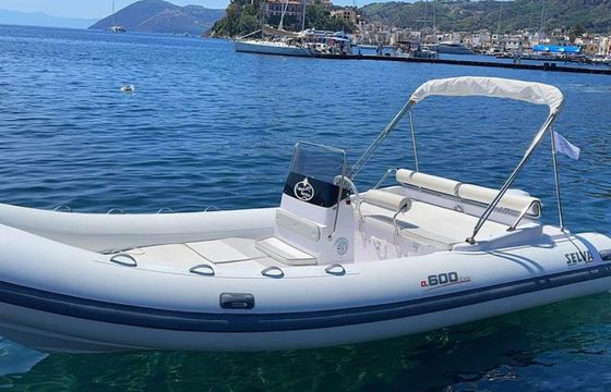 Selva D600