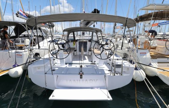 Bénéteau First 36