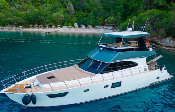 Motoryacht - Golden Blue