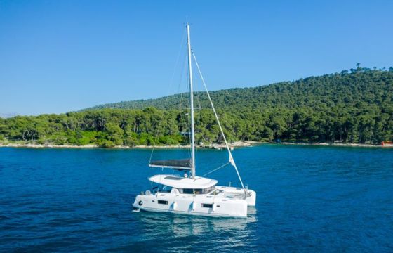 Lagoon 42