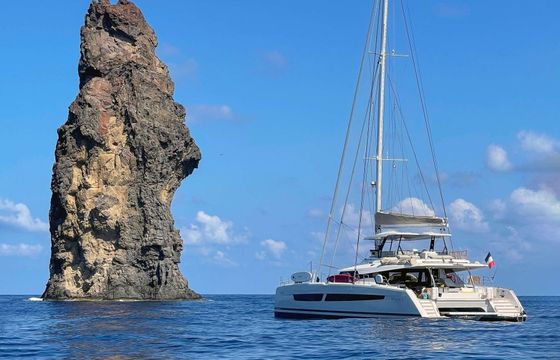 Fountaine Pajot ADEONA