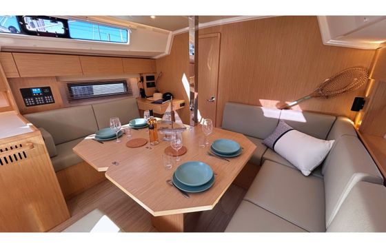 Bavaria C42