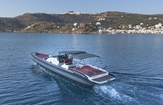 Technohull Omega 41