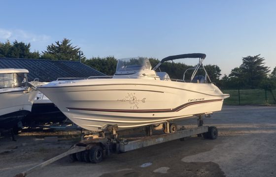 Jeanneau Cap Camarat 7.5 CC