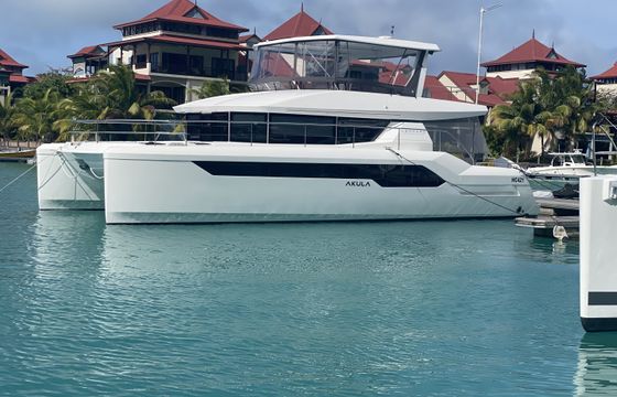 Leopard 53 Powercat