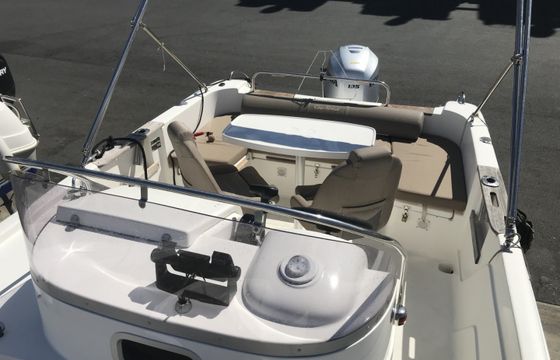 B2 Marine Cap ferret 652 open